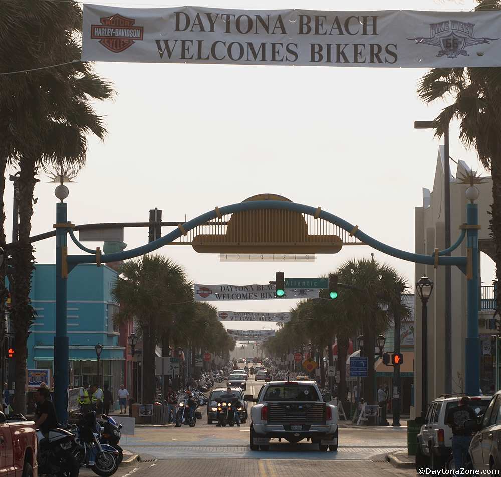 Daytona Beach entrance